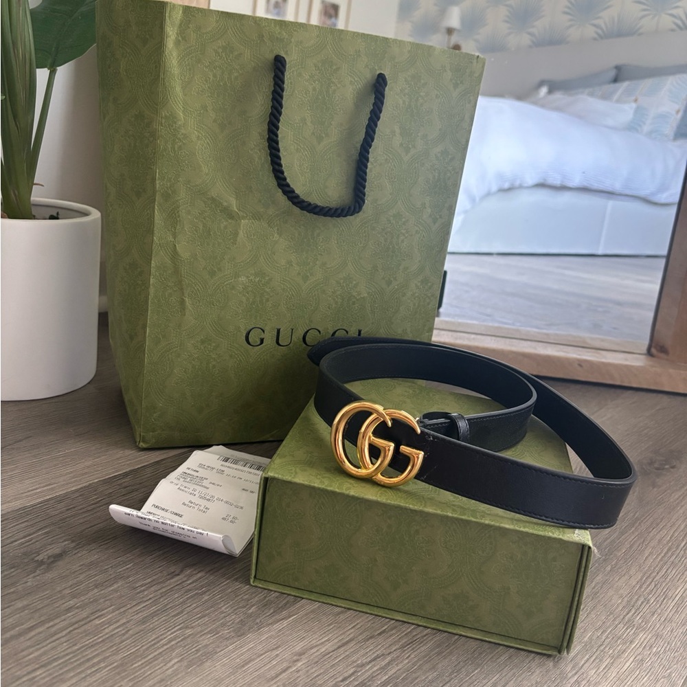 Gucci Gold and Black Leather Belt Iconic Design